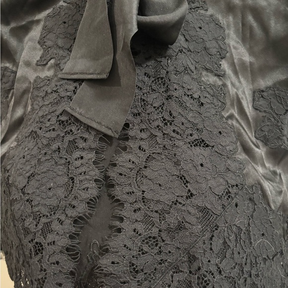 Doen Idella Top in Black Silk - Picture 5 of 8